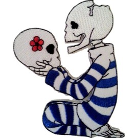 Skull Love Iron Jacket Iron on Patches for Jeans Clothing Iron-on Appliqué Embroidery 10.5 x 7.5 cm