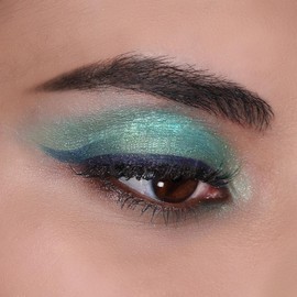 Chroma Light Shadow (009, Blossom Skies)