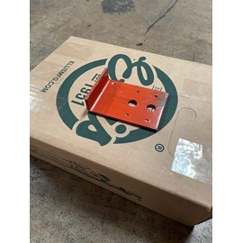 Ellis Manufacturing Angle Plate – Secure Attachment for Purlins to Ellis Shore, Quick Lumber/Aluminum Stringer Connection, 0.88 lb (14 oz)