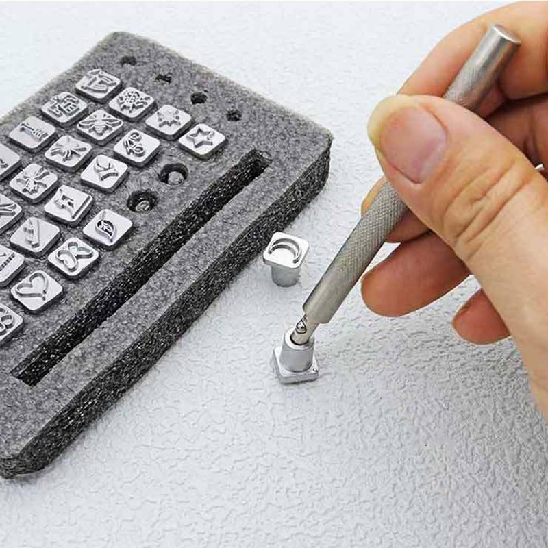 Nicear 32 Pieces Metal Stamp Punch Set for Leather Craft