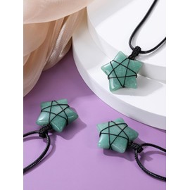CrystalTears Green Aventurine Crystal Star Necklace for Women Natural Healing Crystal Gemstone Pendant Necklace Adjustable Quartz Crystal Stone Necklace Jewelry Gift for Her Christmas