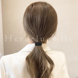 [Herbeluemily] ヘアゴム 黒 モノトーン 4本セット 髪ゴム 大人 お洒落 ベーシック シンプル C