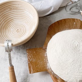 Ineyger Sourdough Bread Baking Supplies - Banneton Bread Proofing Basket Set of 2, Banneton Basket 9 Inch Round Proofing Baskets Sourdough Starter Kit for Making Baking Fermentation