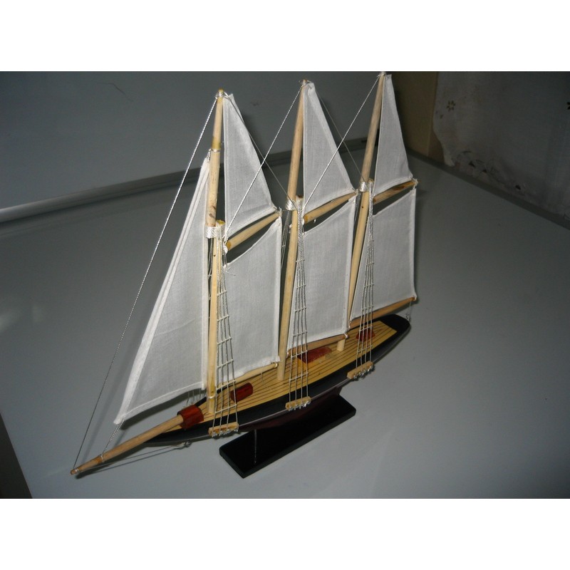 Atlantic Hand Made Wooden Model Sailing Ship 14" White Sail