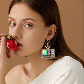 coadipress Vintage Television Earrings Creative Statement Unique TV Dangle Drop Earrings Novelty Jewelry for Women Birthday Gifts (Retro TV Earrings)