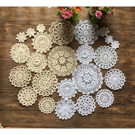 MINDPLUS Juego de 24 tapetes de ganchillo a mano de algodón de ganchillo de 2 a 7 pulgadas, redondos, blanco, beige, vintage (12 piezas blancas y 12 piezas beige)