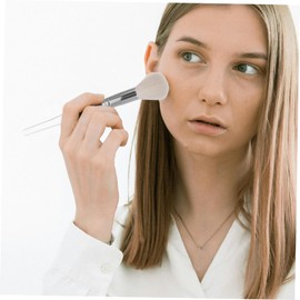 VICASKY Powder Makeup Brush for Women Soft Blush Brush Supple Bristles for Highlighter and Nose Shadow Application Portable Cosmetic Tool for Makeup Levels