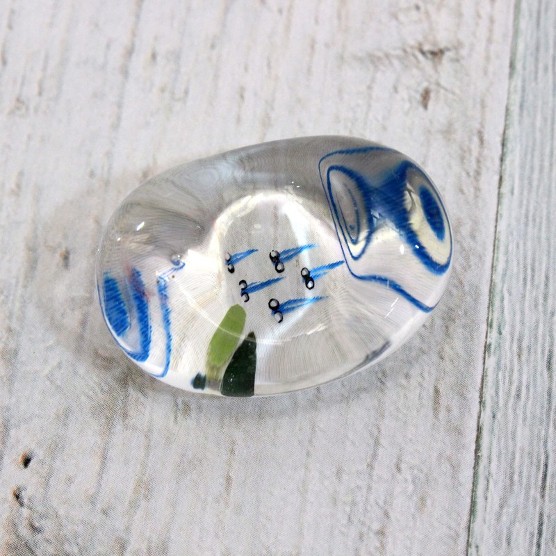 Craftmanhouse Glass Chopsticks Rest (Medaka)