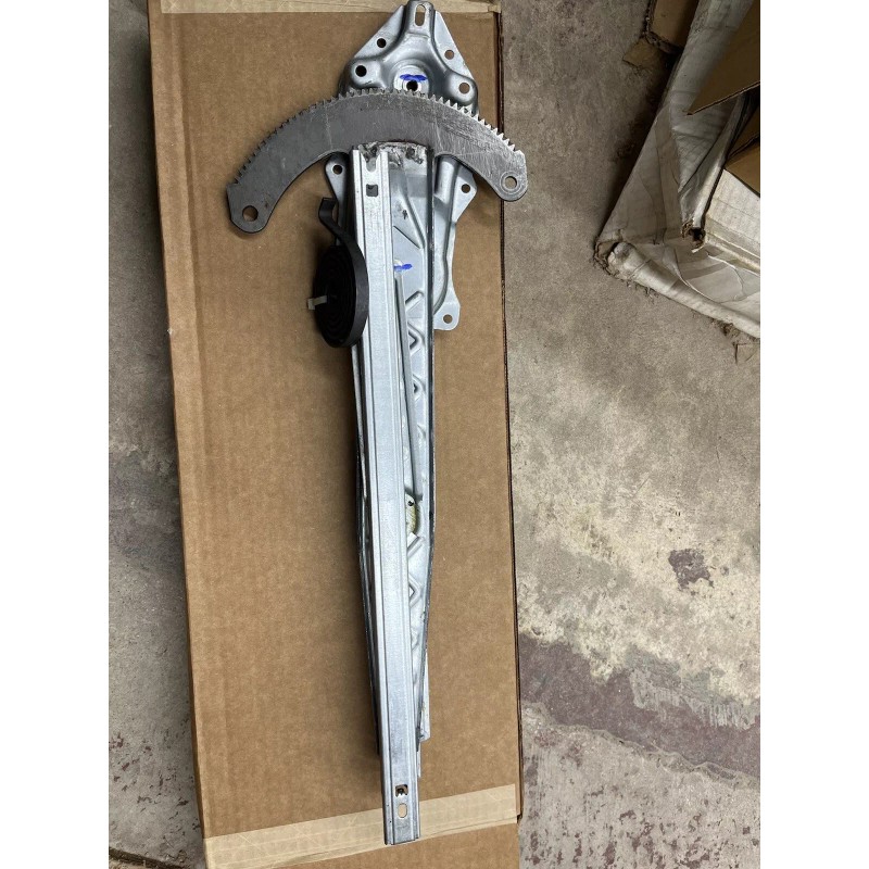 Motorcraft 1999-2004 Ford F-150 F-250 driver side window regulator #