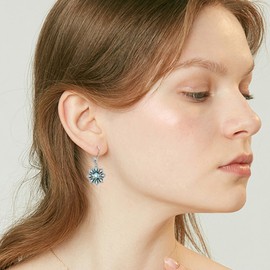 Lotus Earrings 925 Sterling Silver Moonstone Lotus Flower Earrings Abalone Shell Lotus Flower Jewelry Mother's Day Jewelry Gifts for Women Mom