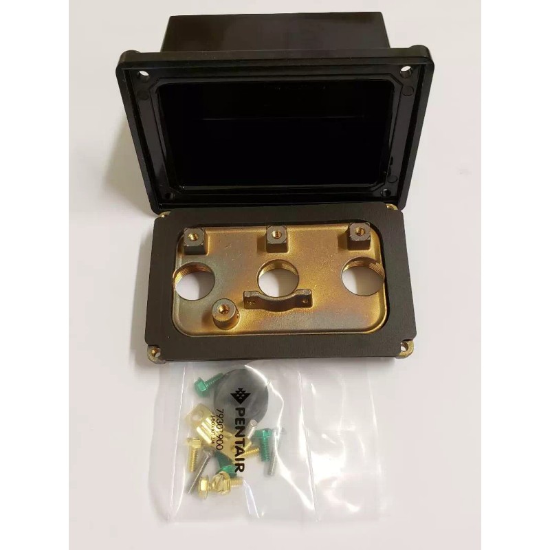 Pentair 78310600 Pentair Junction Box 3 Capacity ¾" Brass Base