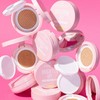 essence Fondotinta BRIGHTEN UP! cushion vegano (12g)