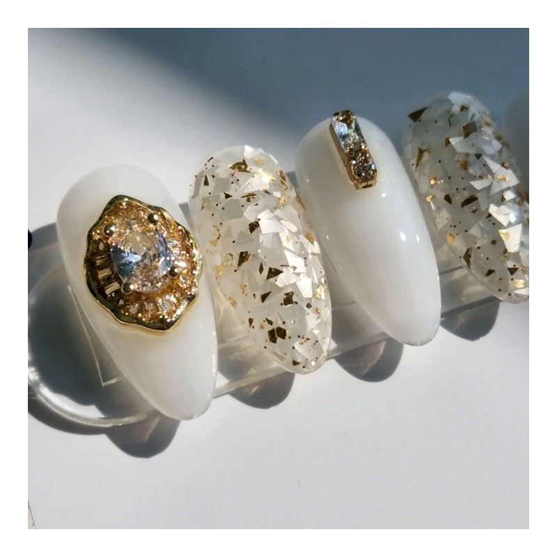 Exciting gold white mother-of-pearl nail tips - Coffin Egg /