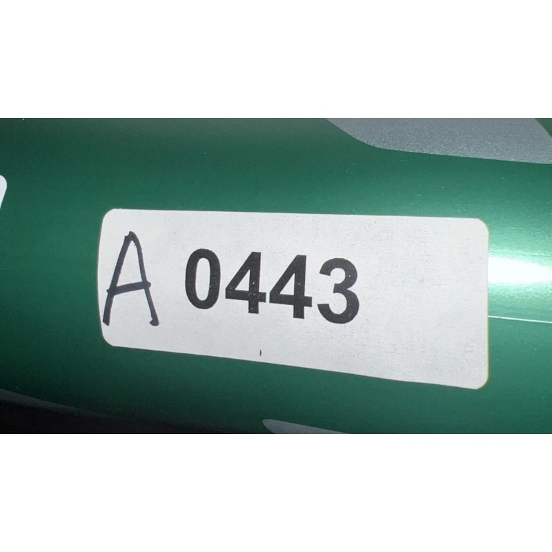 Gatorade Water Bottle 28oz Gatorskin Green Contour Style Squeeze Sports