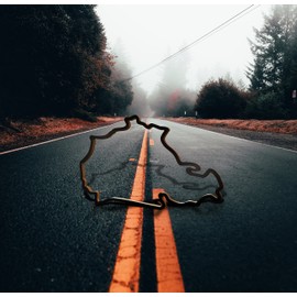 Racetrackart Holzskulptur Deko – Rennstrecke Nürburgring Nordschleife, Wandverzierung, 23 cm, Holzskulptur, Geschenk, Wanddekoration für Fans von Autorennen, schwarz