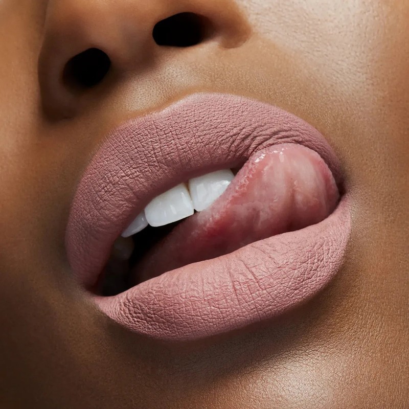 Labial Líquido MAC Locked Kiss Ink Mischief Mate 24 Hrs