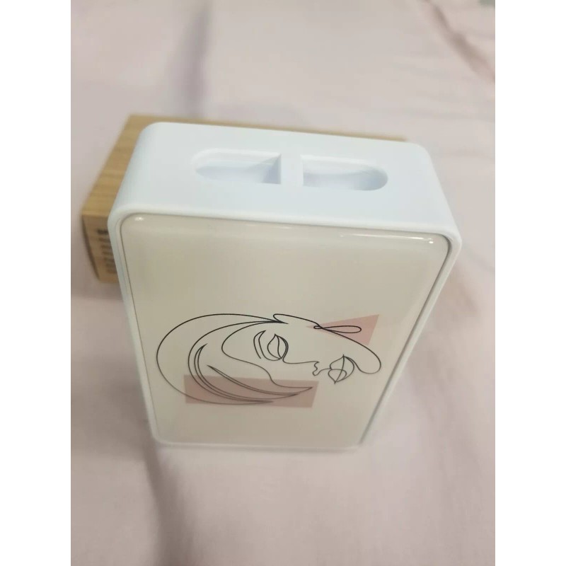 Origaudio Boxanne Abstract Women Print Wireless Speaker ORIGAUDIO