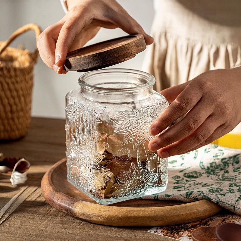 Custde Glass Storage Jars With Airtight Lid, 23.7oz Container For