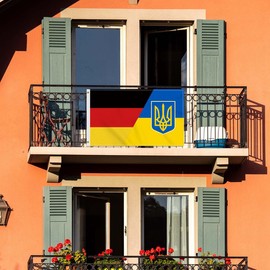 Large 90 x 150 cm Germany Ukraine Flag, Large 150D German Ukrainian Friendship Banner, Durable Germany Flag Doube Side Print Decor Brass Eyelets Large Ukraine