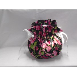 Pretty Sweet Peas on Black 6 Cup Reversible Tea Pot Cozy