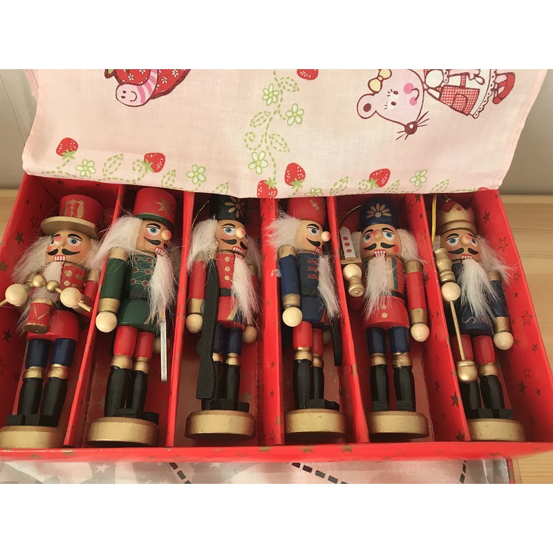 6 pcs per Set Soldier nutcrackers in Classical Suit, 5inch/12.7cm
