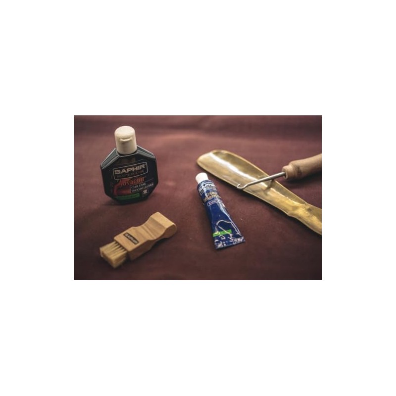 Saphir Juvacuir Leather Renovator Cream ((21) WHITE)
