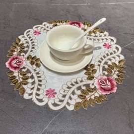 Set of 4 Floral Embroidery Table Mats, Openwork Fabric Coasters, Round Flower Shape Mat, Place Mats, Doilies, Cup Coasters for Dining Room, Kitchen, Banquet, Wedding Decoration, 30 cm, Rose Red