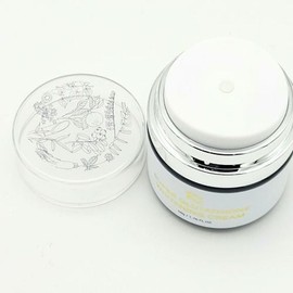 Filet Korea Moisturizing tone-up, soft application, moisture, hypoallergenic glutathione white princess skin cream / 보습 톤업 부드러운발림 수분 저자극 글루타치온 화이트 공주스킨 크림