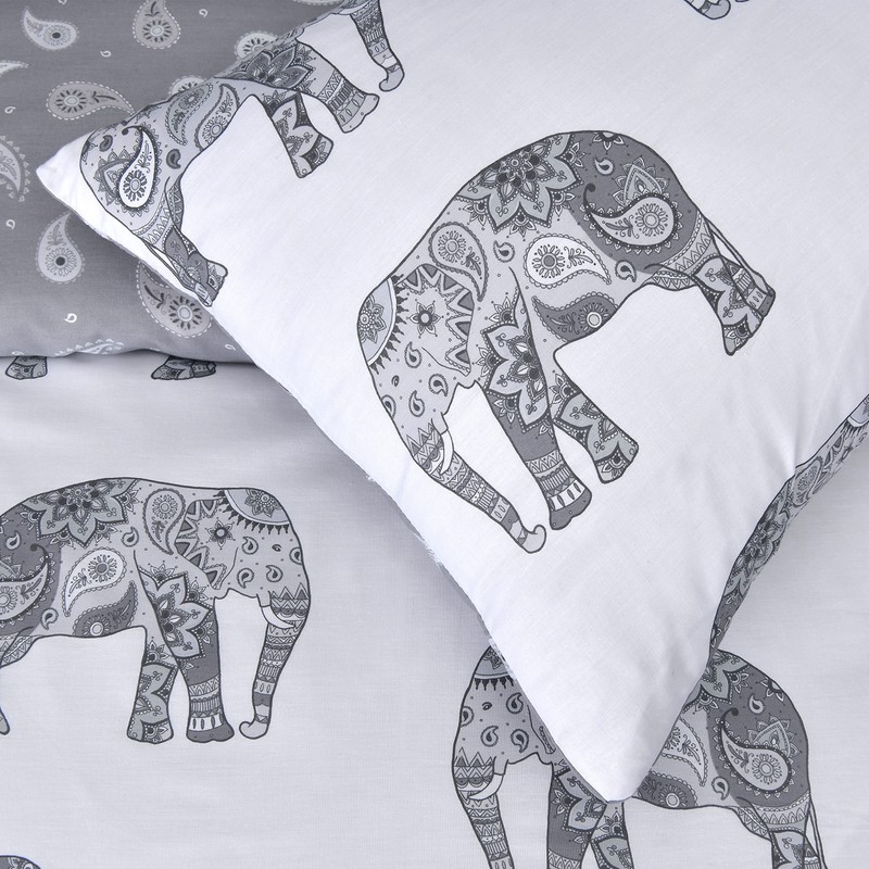 Sleepdown Reversible Bedding Set, Soft, Easy-Care Duvet Cover with Matching