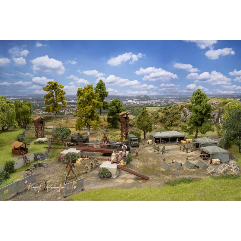 FALLER 190039 H0 Action Set German Armed Forces Basic Training