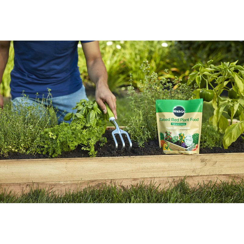 Miracle-Gro Raised Bed Plant Food, 2-Pound