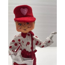 ANNALEE VALENTINE 2020 9"  DELIVERY ELF WITH MAILBAG NWT