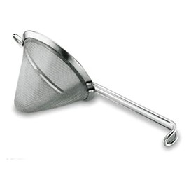 Lacor-62613-CONICAL STRAINER 12 CMS.