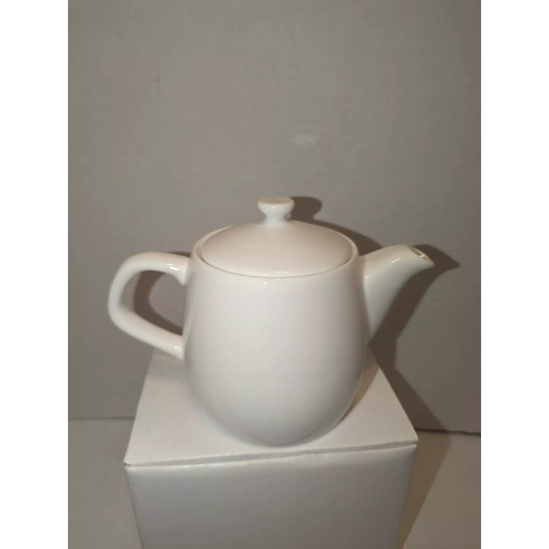Syracuse Bone China Solid White Teapot 3 Cup- 24 Oz.