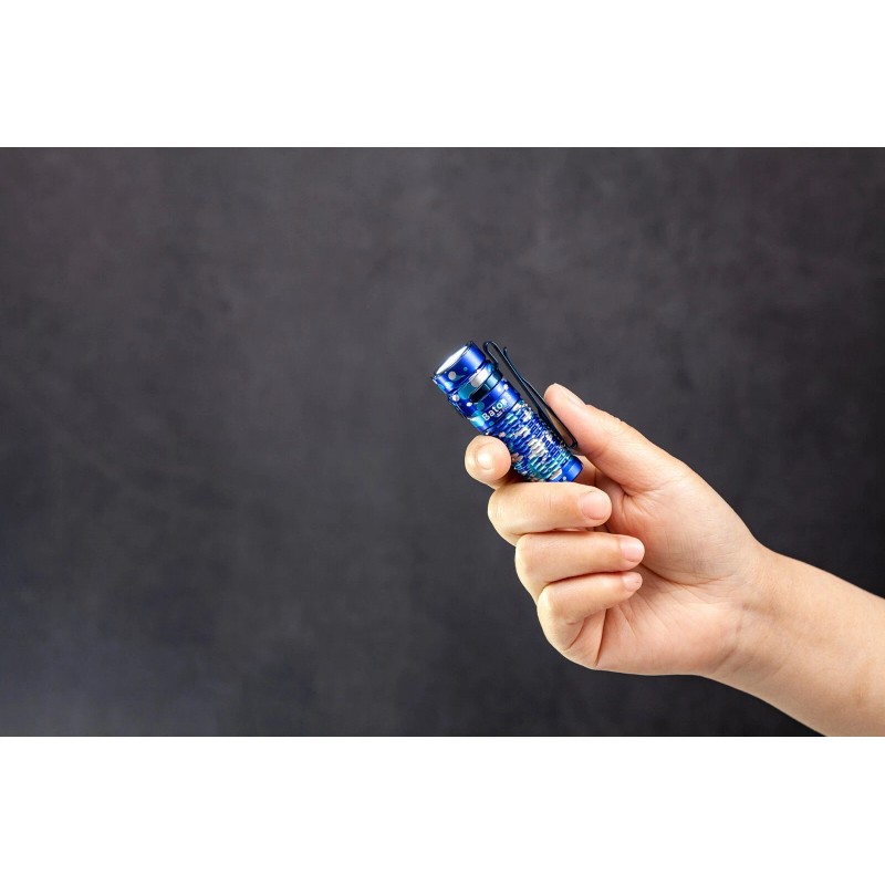 Olight Baton 3 Ocean Camouflage Premium, Portable Wireless Charger, 1200L,