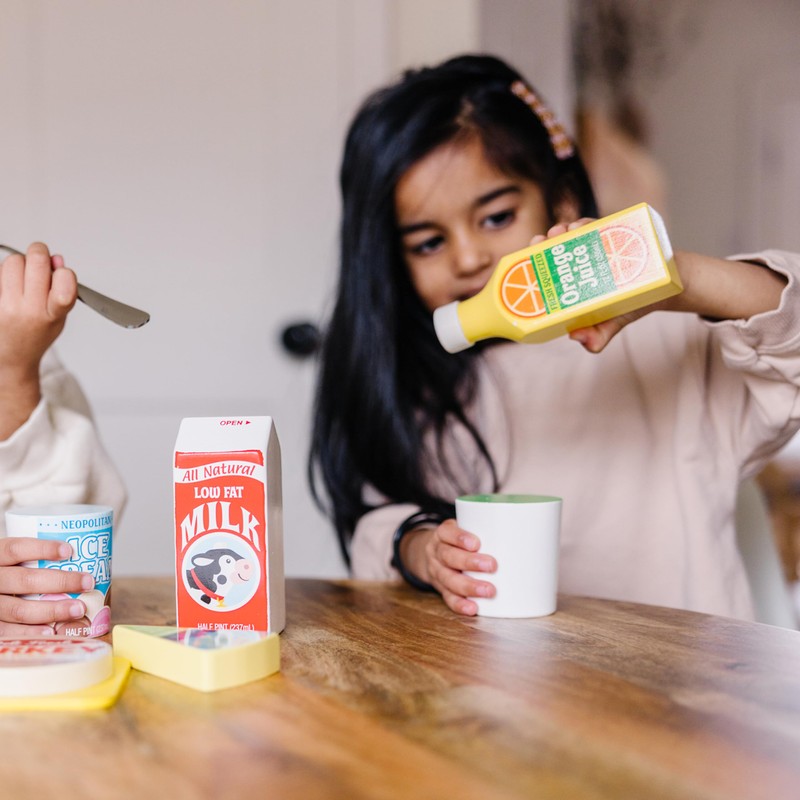 Melissa & Doug Fridge Food Wooden Play Food Set -