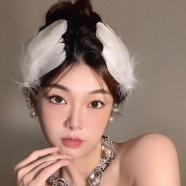 Feather Hair Clips for Women Girls Side Hair Clips for Women Formal Wedding Hair Clips for Brides Bridesmaids White Fairy Hair Accessories Wing Decorative Hair Clips for Fine Hair Styling Barrettes