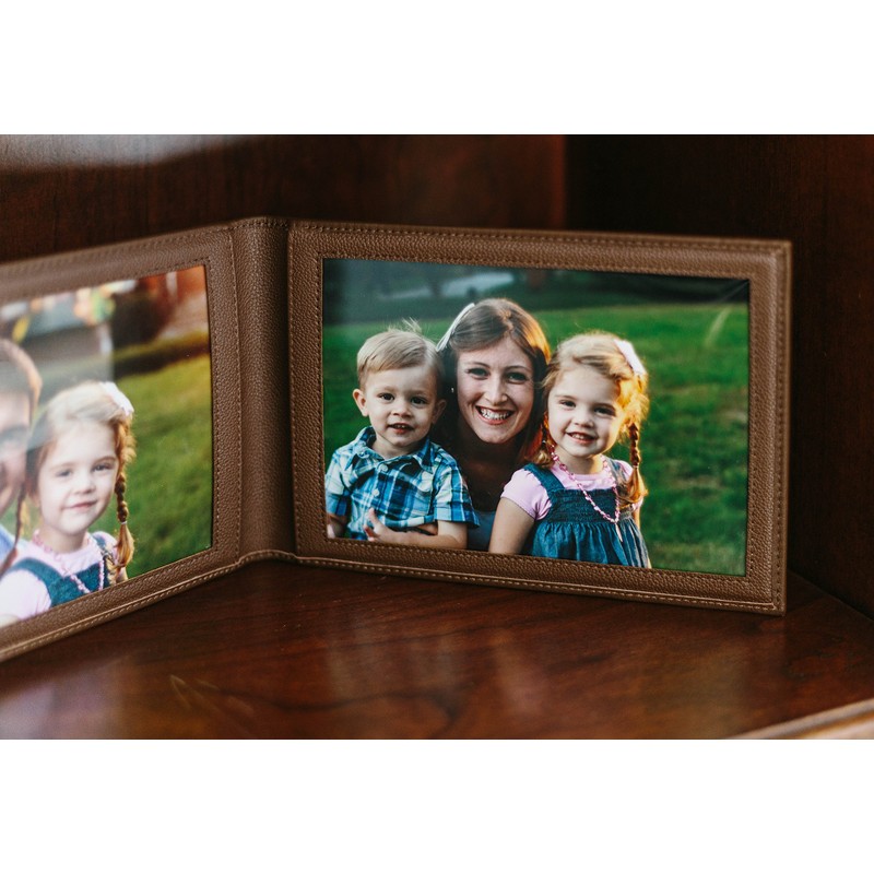 Karandu Double 5x7 Landscape Leather Picture Frame - Cognac