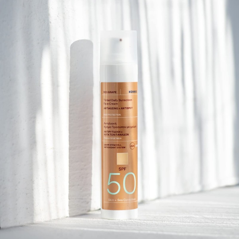 KORRES RED GRAPE Tinted Face Sun Cream SPF 50 Anti-Ageing