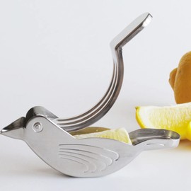 DCQRY 2Pcs Manual Lemon Juicer, Stainless Steel Bird Lemon Squeezer Manual Citrus Juicer Bird Shape Portable Hand Juicer for Orange Lemon Lime Pomegranate Home Kitchen Bar Gadget