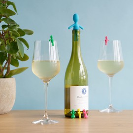 True Zoo Bruce 1 Wine Bottle Stopper and 8 Wine Charms, Novelty Wine Gift Set, Silicone, Multicolor