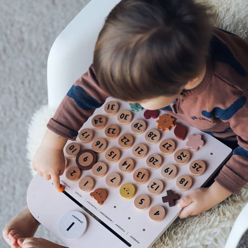 Children Wooden Calendar Perpetual Wall Calendar Early Educational Toy Gift