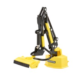 Britains Hedge Trimmer, Model of a Farm Work Tool Tractors with Movable Mower Head and Arm | Farm Toy for Boys and Girls from 3 Years