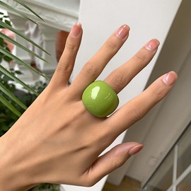 Multicolor Resin Chunky Rings for Women,Acrylic Resin Rings Exaggerated Knuckle Finger Rings Vintage Simple Charm Geometric Rings Jewelry Gifts for Teen Girls (green)