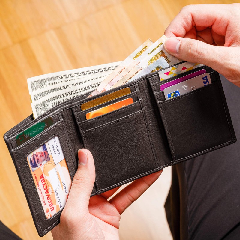 ID Stronghold Men's Leather Trifold Wallet - RFID Blocking -