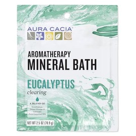 Aura Cacia Clearing Eucalyptus Aromaterapia Mineral Bath Salt, paquete de 2.5 onzas - 6 por caja.6