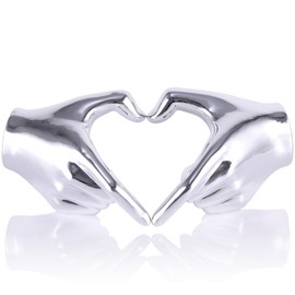 Silberne Deko Wohnzimmer,mit Herz und Hand,Skulptur Deko Modern,Deko Figuren,Home Decor Aesthetic,Dekoration Wohnzimmer,Deko Figuren,Wohnung Deko,Deko Figuren Modern,Deko Couchtisch,Hochzeit im Herz