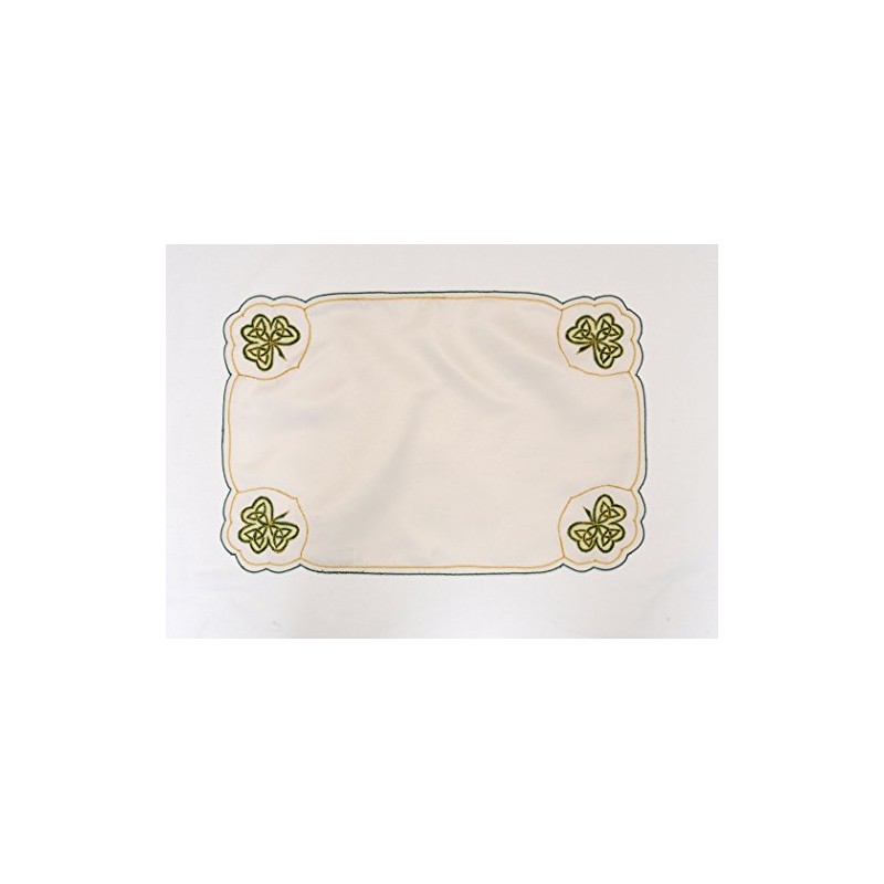 Celtic Glass Designs Placemat in a Shamrock Design.
