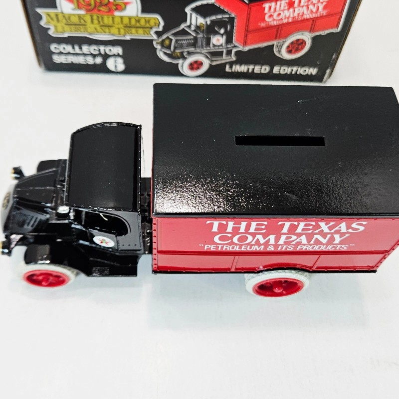 Ertl Mack Bulldog Lubricant Truck 1925 Texaco Die Cast Metal