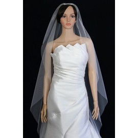 Bridal Mantilla Veil Diamond (Off) White 1 Tier Long Cathedral Length Lace Edge